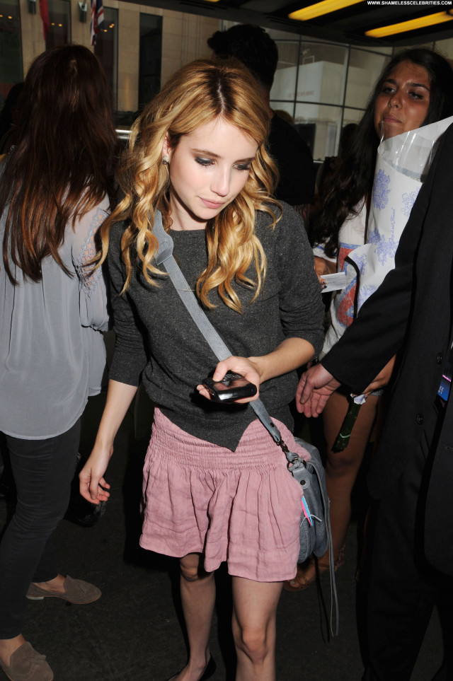 Emma Roberts Late Night With Jimmy Fallon Beautiful Celebrity High