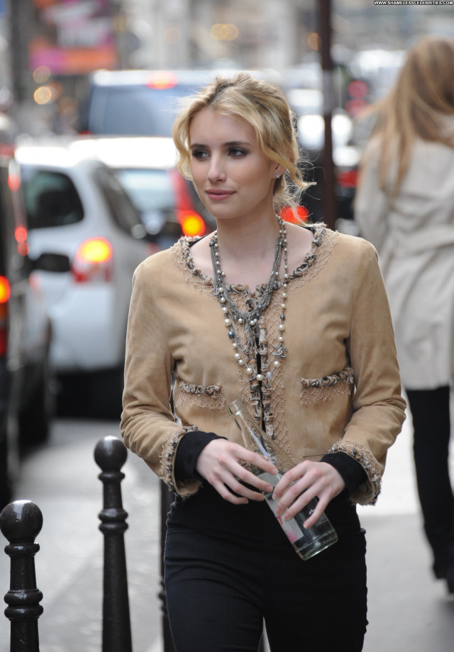 Emma Roberts No Source Babe Celebrity Beautiful Posing Hot High