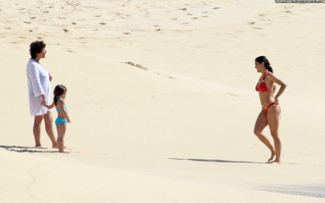 Salma Hayek The Beach Babe Beach High Resolution Posing Hot Bikini