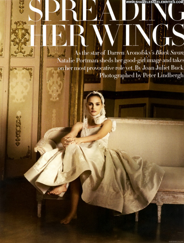 Natalie Portman Magazine Celebrity Babe Posing Hot Beautiful Magazine