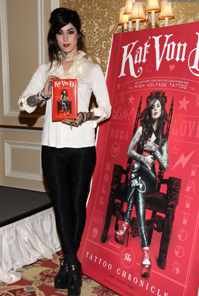 Kat Von D No Source Babe Beautiful Posing Hot Celebrity High