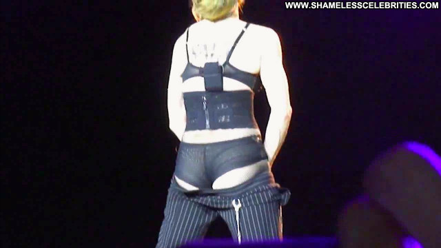Madonna Beautiful Concert Ass Babe Celebrity Posing Hot Sexy Gorgeous
