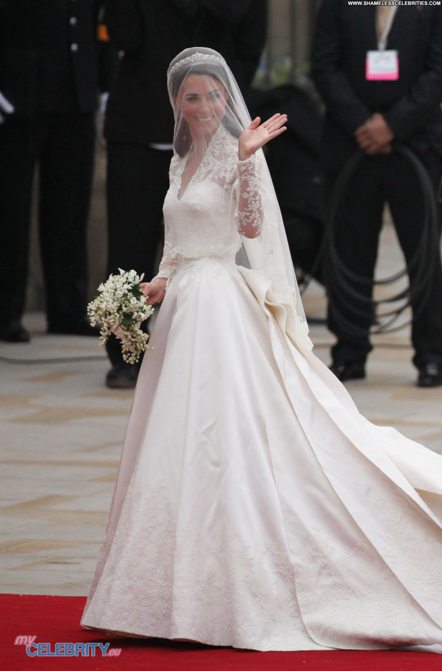 Kate Middleton No Source Posing Hot Wedding Uk Celebrity Beautiful