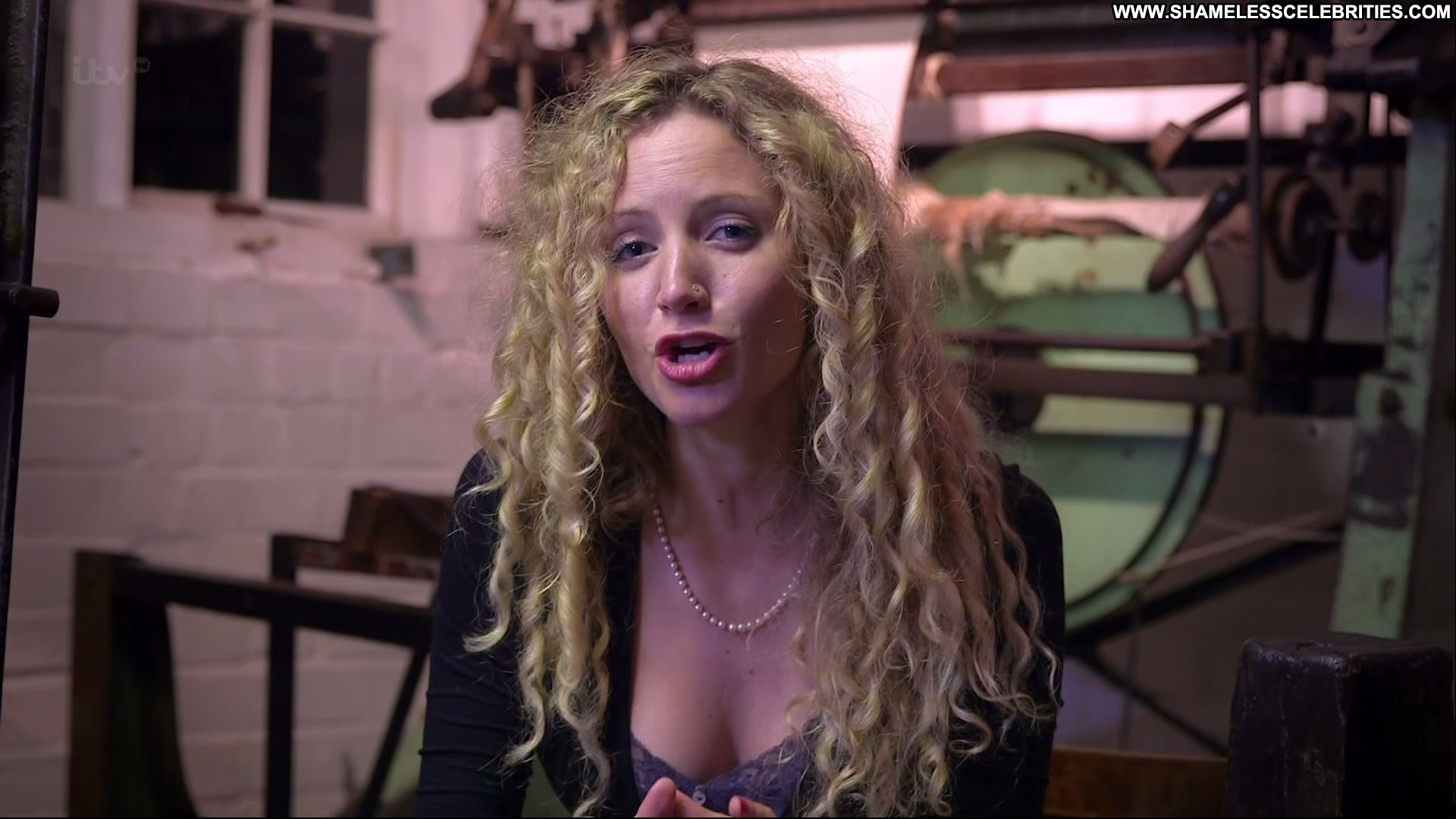Suzannah lipscomb nude